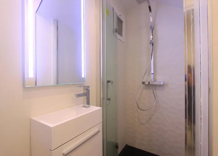 1093 Modern , Huge Terrace , Bbq アパート