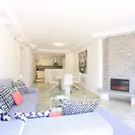 1093 Modern , Huge Terrace , Bbq *